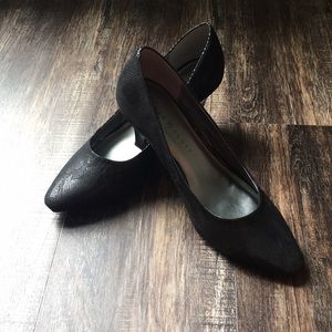 EUC Karen Scott shoes.